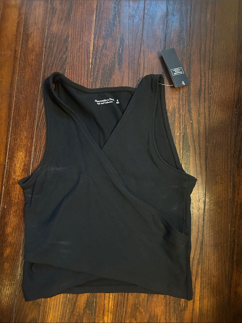 NWT Abercrombie Cropped Crisscross Tank